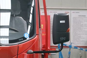 �й�����HOWO ���� ����� 116���� 3.3���Ű������Ῠ(ZZ1047C2813E145)ͼƬ