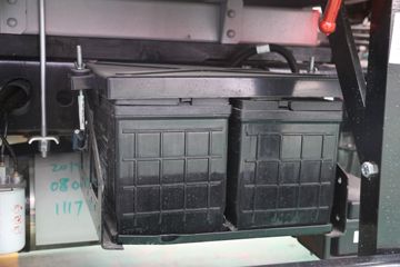 �й�����HOWO ���� ����� 116���� 3.3���Ű������Ῠ(ZZ1047C2813E145)ͼƬ