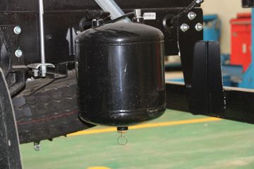 �й�����HOWO ���� ����� 116���� 3.3���Ű������Ῠ(ZZ1047C2813E145)ͼƬ