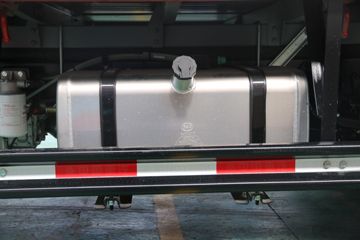 �й�����HOWO ���� ����� 116���� 3.3���Ű������Ῠ(ZZ1047C2813E145)ͼƬ