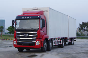 南骏汽车 瑞宇K60G 300马力 6X2 9.47米中置轴货车