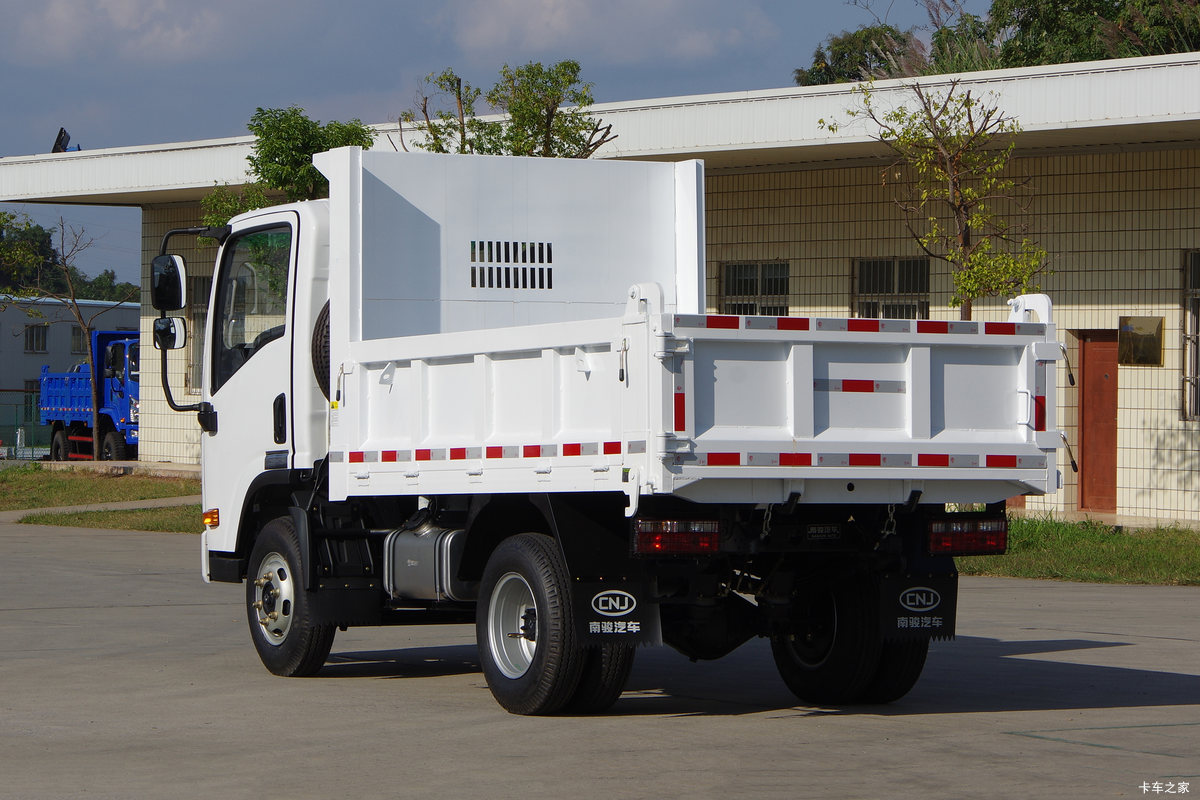 �Ͽ����� ���D20P ������ 87���� 4X2 3.3����ж��(NJA3040EPE31V)���                                                