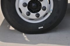 大运 新奥普力 156马力 4.12米单排栏板轻卡(CGC1047HDE33E)