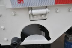 大运 新奥普力 95马力 4.12米单排栏板轻卡(CGC1048HDC33E)