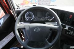 乘龙H5 240马力玉柴6.8米载货车优惠促销中