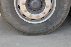 东风柳汽 乘龙H5中卡 290马力 6X2 9.4米仓栅式载货车(LZ5250CCYH7CB) 东风柳汽 乘龙H5中卡 290马力 6X2 9.4米仓栅式载货车(LZ5250CCYH7CB)