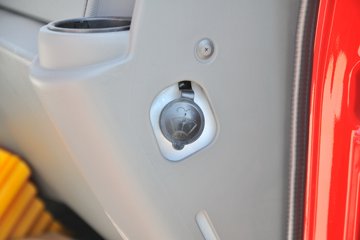 ��� ��VH 130���� 4X2 4.21��ƽ�����䳵ͼƬ