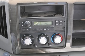 ��� ��VH 130���� 4X2 4.21��ƽ�����䳵ͼƬ