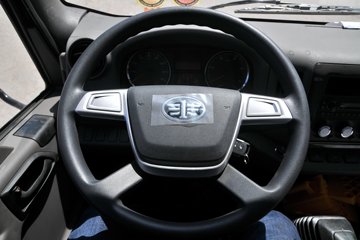 ��� ��VH 130���� 4X2 4.21��ƽ�����䳵ͼƬ