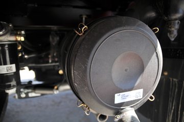 ��� ��VH 130���� 4X2 4.21��ƽ�����䳵ͼƬ
