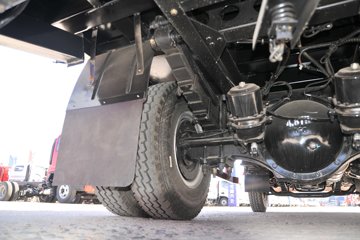 ��� ��VH 130���� 4X2 4.21��ƽ�����䳵ͼƬ