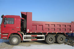 陕汽 德龙F2000重卡 336马力 6X4 5.4米自卸车(SX3255DM354) 陕汽 德龙F2000重卡 336马力 6X4 5.4米自卸车(SX3255DM354)