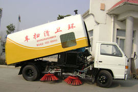 江铃底盘&nbsp;扫路车外观图片