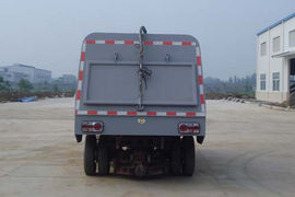 东风福瑞卡底盘&nbsp;扫路车外观图片