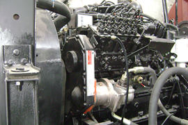 东风商用车底盘&nbsp;扫路车底盘图片