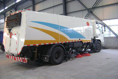 东风商用车 天锦 180马力 4X2 扫路车(炎帝牌)(SZD5162TXS)
