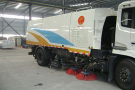 东风商用车底盘&nbsp;扫路车上装图片