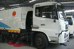 东风商用车 天锦 180马力 4X2 扫路车(炎帝牌)(SZD5162TXS)