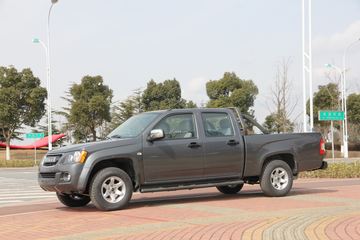 御骏&nbsp;皮卡外观                                                图片