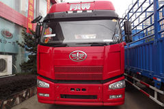 解放 J6P重卡 390马力 6X4 牵引车(CA4250P66K24T1A1HE)