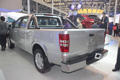 黄海 大柴神 至尊版 标准型 2012款 两驱 2.4L汽油 双排皮卡 黄海 大柴神 至尊版 标准型 2012款 两驱 2.4L汽油 双排皮卡