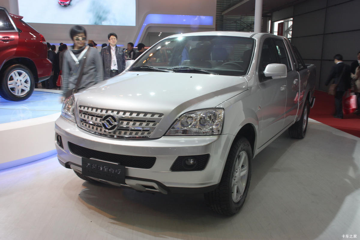 黄海 大柴神 至尊版 标准型 2012款 3.2L柴油 四驱 双排皮卡