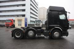 雷诺 Premium 380 DXi系列重卡 380马力 6X2 牵引车(中提升桥)