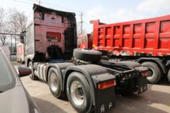 一汽解放 J7重卡 四季款 550马力 6X4 牵引车(12挡)(CA4250P77K25T1E5)