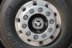 一汽解放 J7重卡 四季款 550马力 6X4 牵引车(12挡)(CA4250P77K25T1E5)