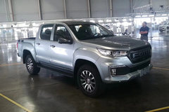 福田 拓陆者驭途9 2020款 豪华型 2.0T柴油 163马力 四驱 长轴双排皮卡(国六)