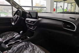 拓陆者驭途&nbsp;皮卡驾驶室                                               图片