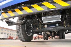 凯马 凯捷M6 160马力 6.21米排半栏板轻卡(KMC1168A48P5)