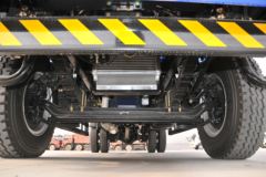 凯马 凯捷M6 160马力 6.21米排半栏板轻卡(KMC1168A48P5)