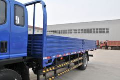 凯马 凯捷M6 160马力 6.21米排半栏板轻卡(KMC1168A48P5)