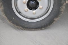 凯马 锐航X1 1.5L 113马力 汽油 2.92米双排仓栅式小卡(国六)(KMC5031CCYQ318S6)