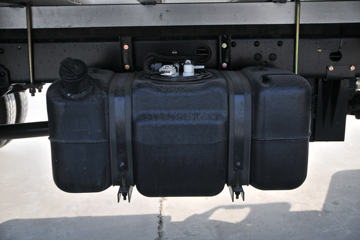 ���� ��� 1.6L 122���� 3.3�׵�������΢��(����)(KMC1033Q360D6)ͼƬ