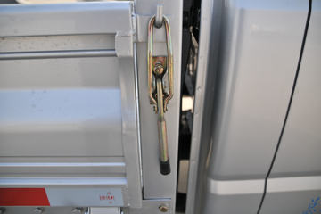 ���� ��� 1.6L 122���� 3.3�׵�������΢��(����)ͼƬ