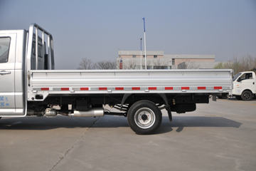 ���� ��� 1.6L 122���� 3.3�׵�������΢��(����)ͼƬ