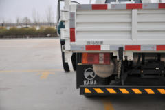 凯马 锐航X3 110马力 4X2 3.6自卸车(KMC3043HH318D5)