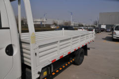 凯马 锐航X3 110马力 4X2 3.6自卸车(KMC3043HH318D5)