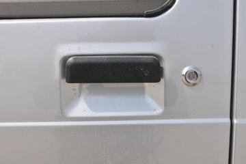 ���� ���� 1.5L 113���� ���� 3.6�׵��Ų�դʽ΢������(����)(KMC5031CCYQ318D6)ͼƬ