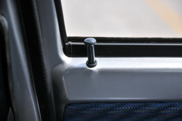 ���� ���� 1.5L 113���� ���� 3.6�׵��Ų�դʽ΢������(����)(KMC5031CCYQ318D6)ͼƬ