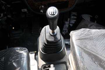 ���� ���� 1.5L 113���� ���� 3.6�׵��Ų�դʽ΢������(����)(KMC5031CCYQ318D6)ͼƬ