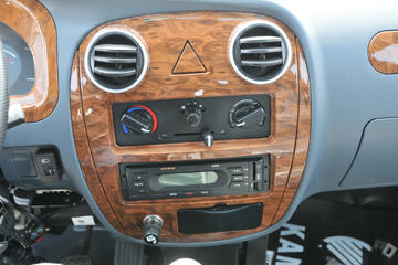 ���� ���� 1.5L 113���� ���� 3.6�׵��Ų�դʽ΢������(����)(KMC5031CCYQ318D6)ͼƬ