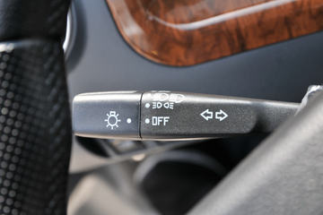 ���� ���� 1.5L 113���� ���� 3.6�׵��Ų�դʽ΢������(����)(KMC5031CCYQ318D6)ͼƬ