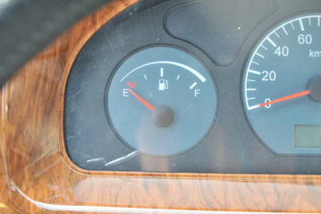 ���� ���� 1.5L 113���� ���� 3.6�׵��Ų�դʽ΢������(����)(KMC5031CCYQ318D6)ͼƬ