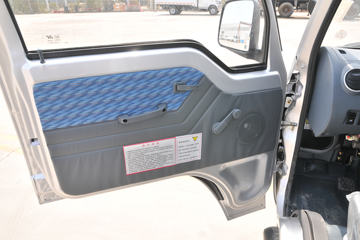 ���� ���� 1.5L 113���� ���� 3.6�׵��Ų�դʽ΢������(����)(KMC5031CCYQ318D6)ͼƬ