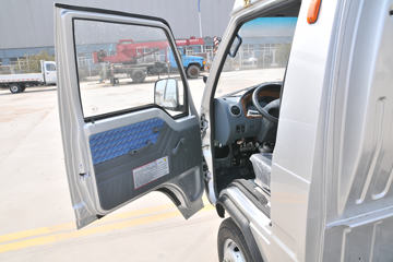 ���� ���� 1.5L 113���� ���� 3.6�׵��Ų�դʽ΢������(����)(KMC5031CCYQ318D6)ͼƬ