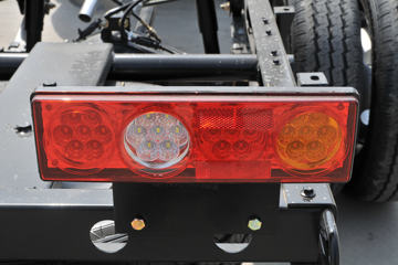 ���� ���� 1.5L 113���� ���� 3.6�׵��Ų�դʽ΢������(����)(KMC5031CCYQ318D6)ͼƬ