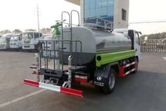 东风 多利卡D6 115马力 4X2 洒水车(程力威牌)(CLW5072GSSD6) 东风 多利卡D6 115马力 4X2 洒水车(程力威牌)(CLW5072GSSD6)